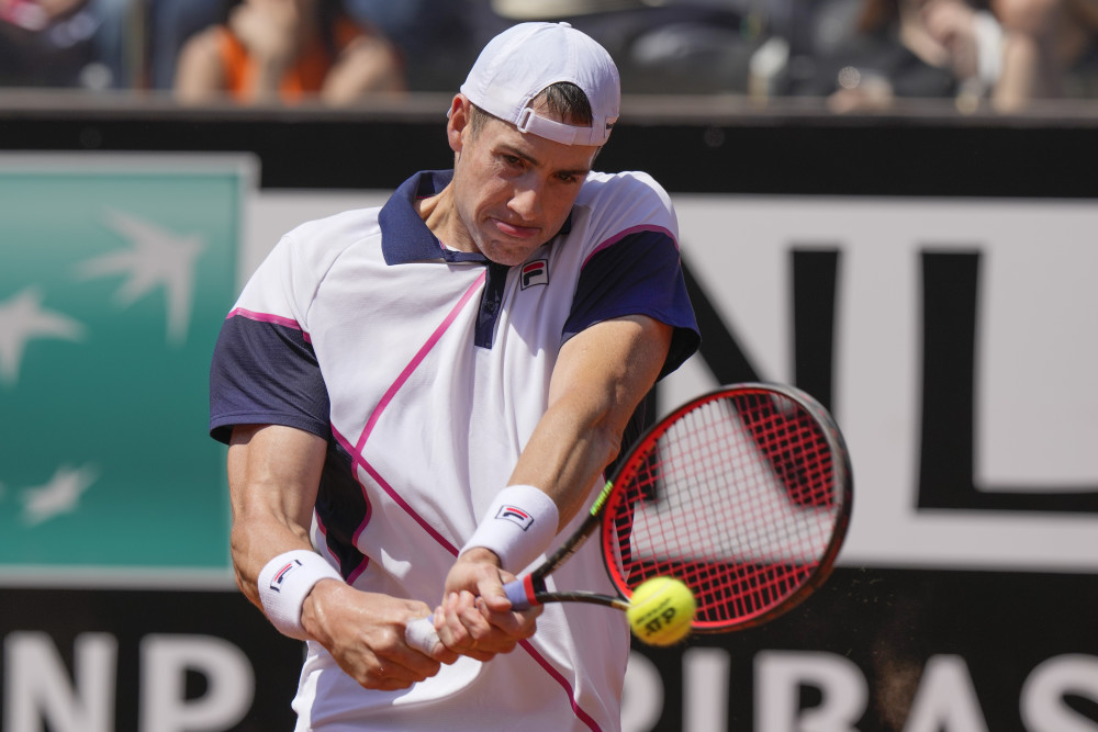 意大利网球队碾压世界网球队，纳达尔绝境逆转