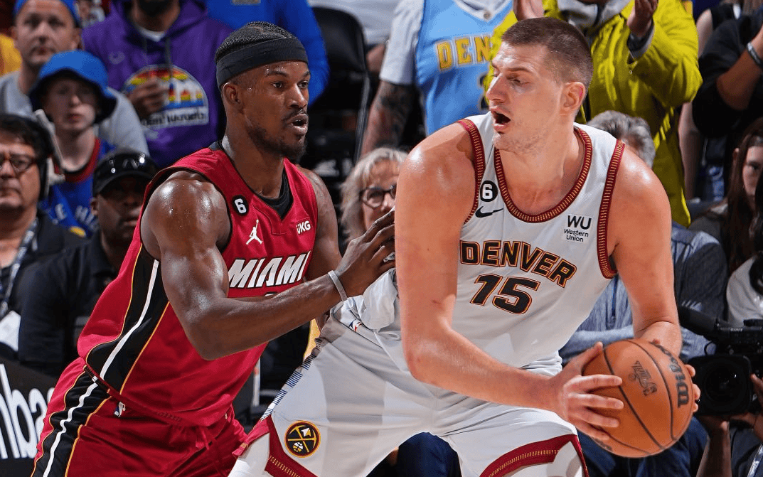 公牛完胜鹈鹕，拉塞尔统治全场