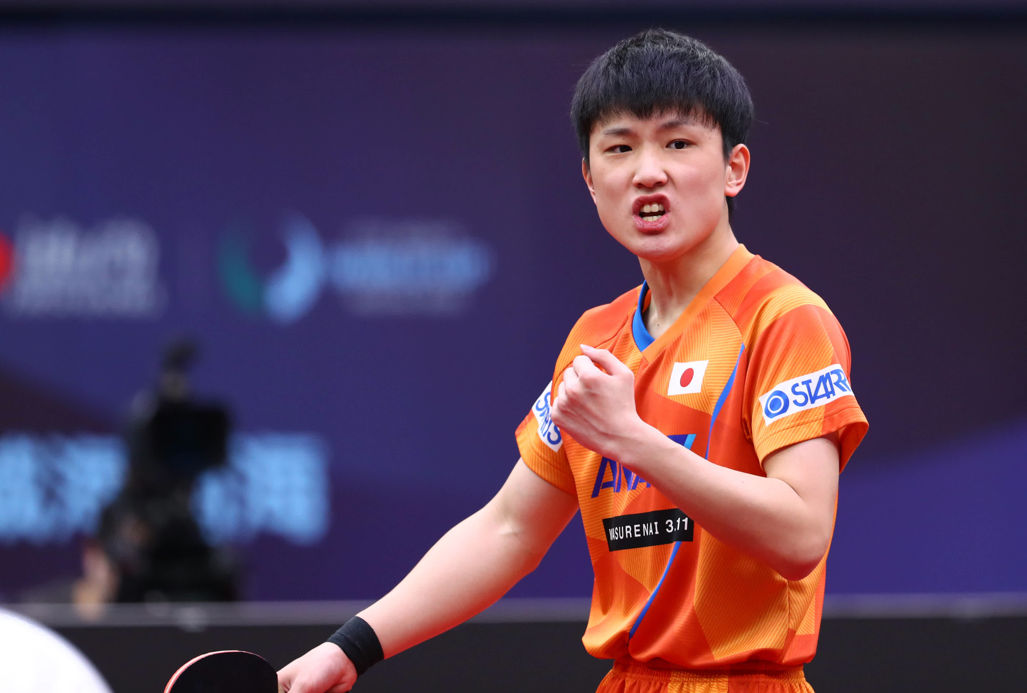 韩国乒乓球队轻取中国乒乓球队，张本智和爆发神勇