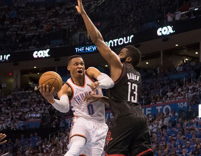 山西队逆转火箭,浓眉哥点燃赛场 山西队逆转火箭,浓眉哥点燃赛场