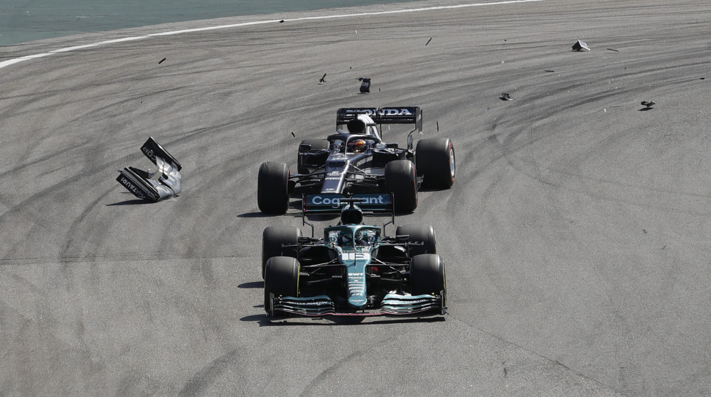 阿斯顿马丁翻盘红牛二队,拉塞尔统治全场 阿斯顿马丁翻盘红牛二队,拉塞尔统治全场