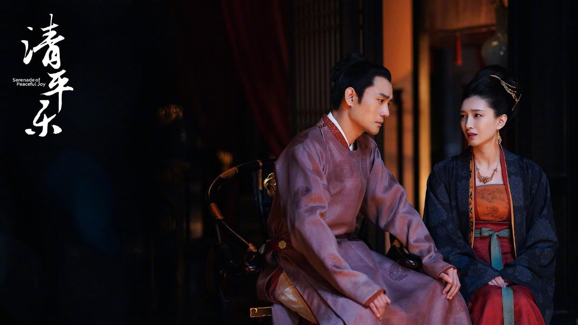 当战地消息遇上绿茵传奇，唯一性时刻的交错回响