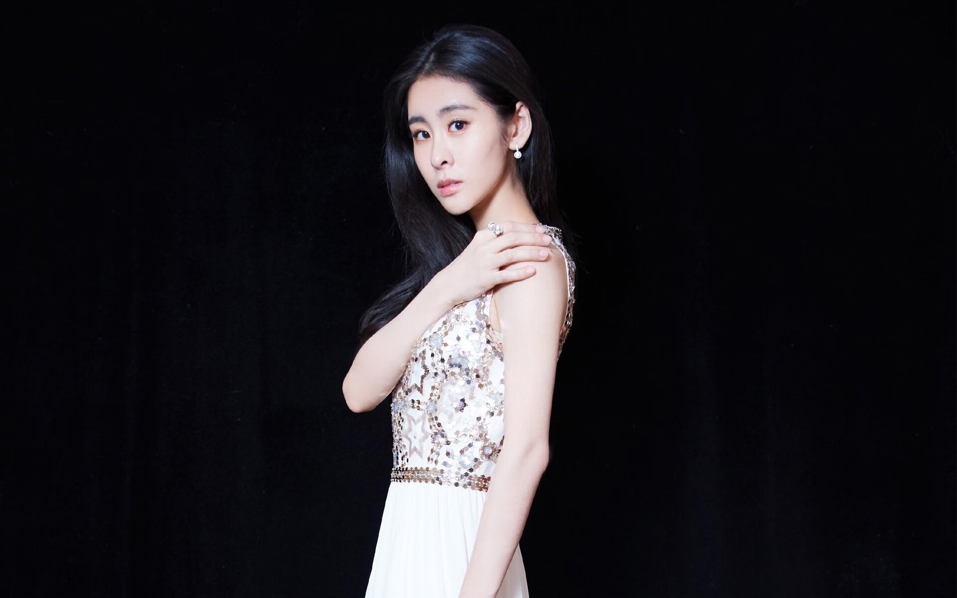 决赛夜,当国王跨越25年与猛龙重逢,这一胜,踏碎了所有平行宇宙的墙