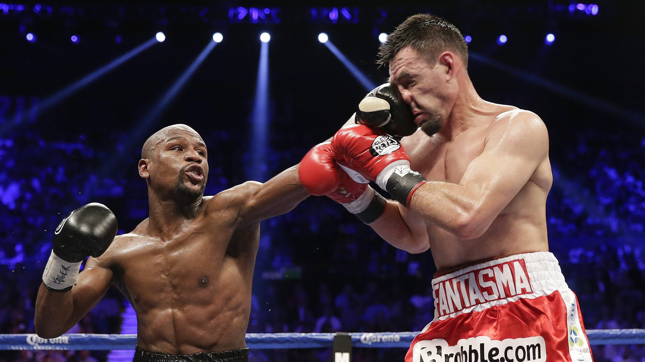 跨越大洋的火花，杜兰特连续得分拉开太阳与上海队的差距